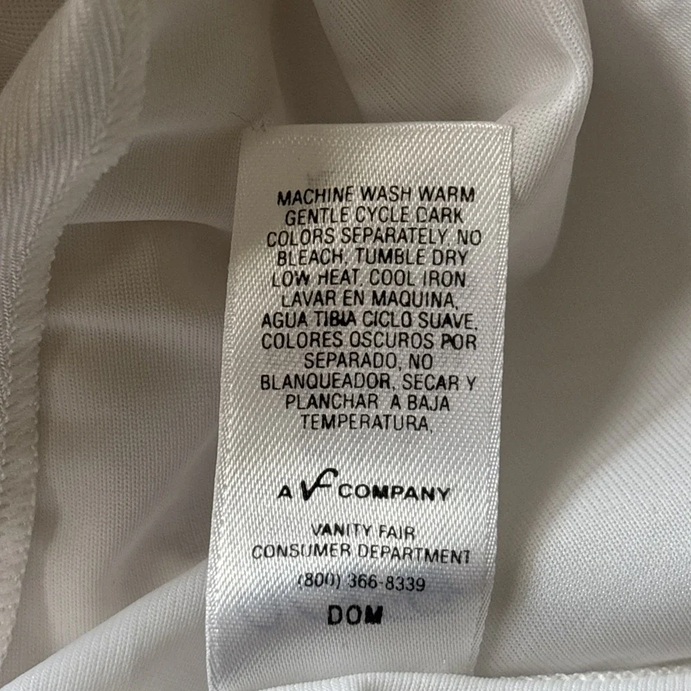VNTG Vanity Fair Size 42 22